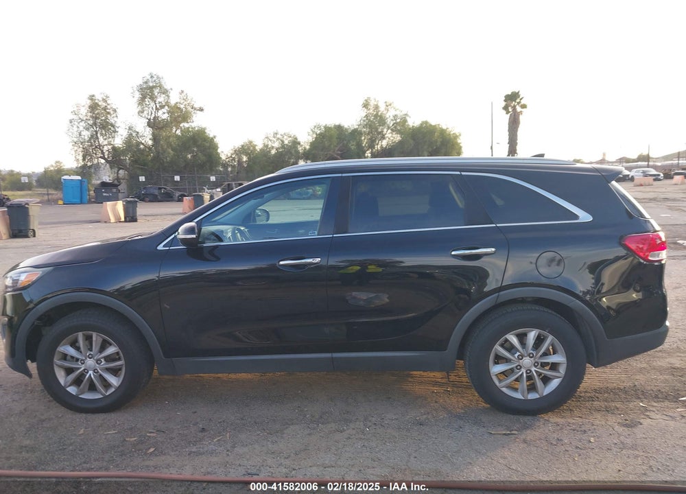 2017 KIA SORENTO 2.4L LX VIN: 5XYPG4A3XHG196349
