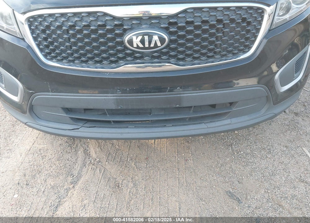 2017 KIA SORENTO 2.4L LX VIN: 5XYPG4A3XHG196349
