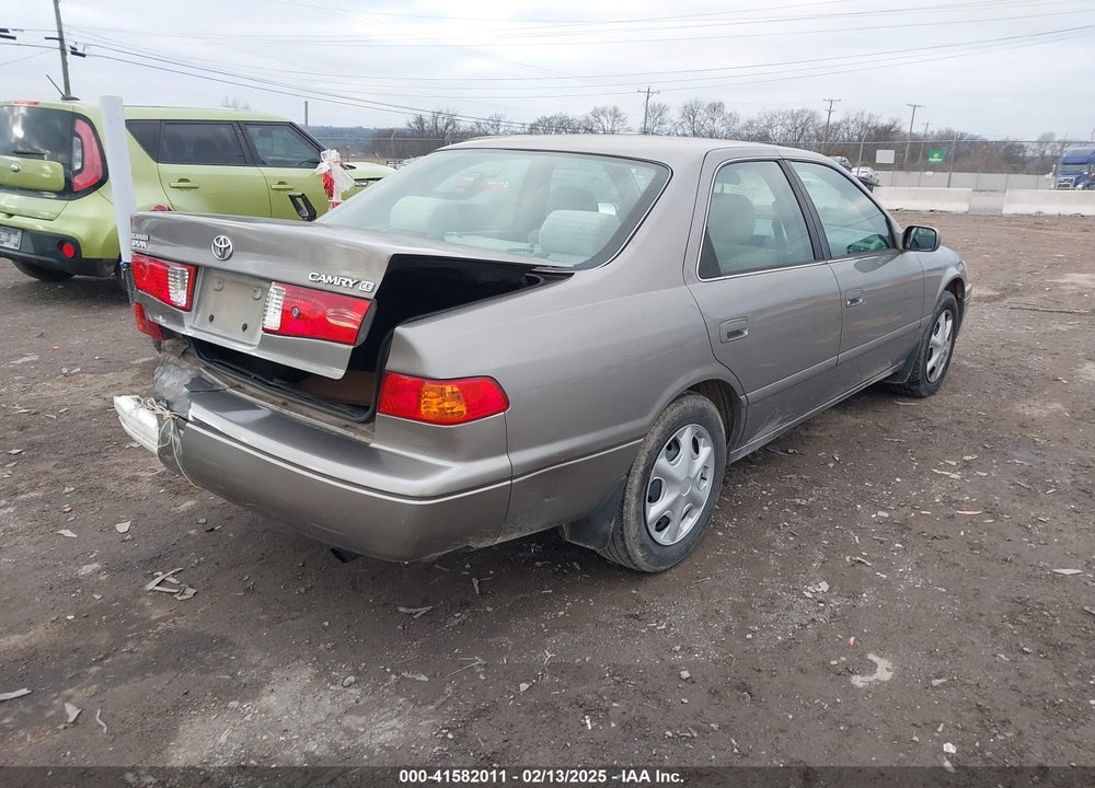 2001 TOYOTA CAMRY CE VIN: 4T1BG22K91U081018