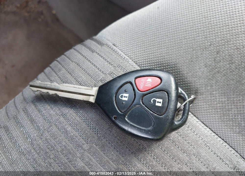 2009 TOYOTA RAV4 VIN: JTMZF33V595008979