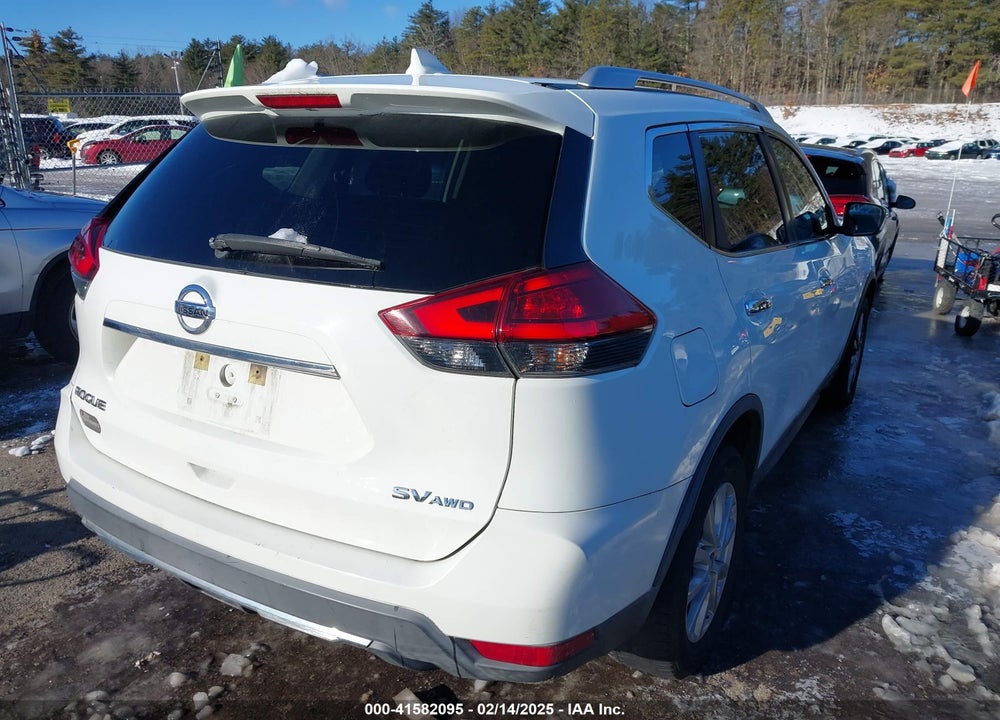2017 NISSAN ROGUE SV VIN: KNMAT2MV3HP582322