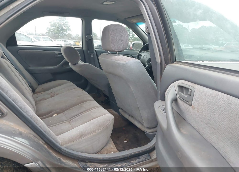 2001 TOYOTA CAMRY CE/LE/XLE VIN: 4T1BG22K61U050405