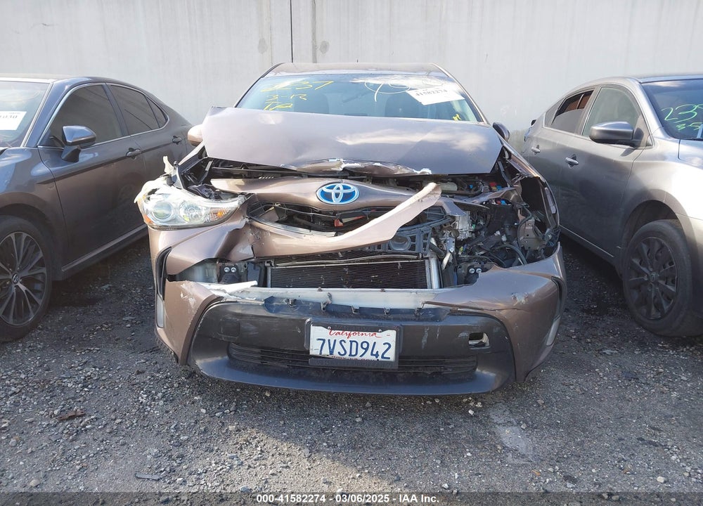 2015 TOYOTA PRIUS V VIN: JTDZN3EU4FJ040526