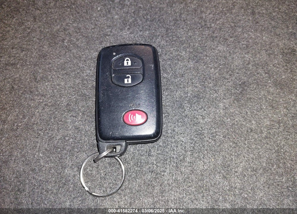 2015 TOYOTA PRIUS V VIN: JTDZN3EU4FJ040526