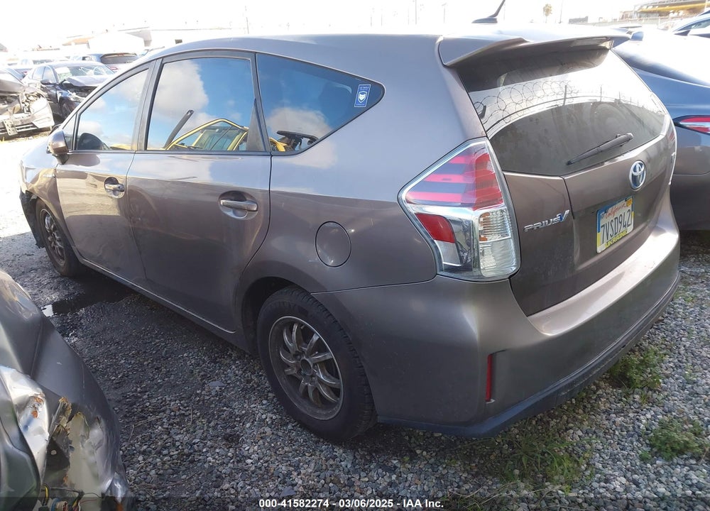 2015 TOYOTA PRIUS V VIN: JTDZN3EU4FJ040526