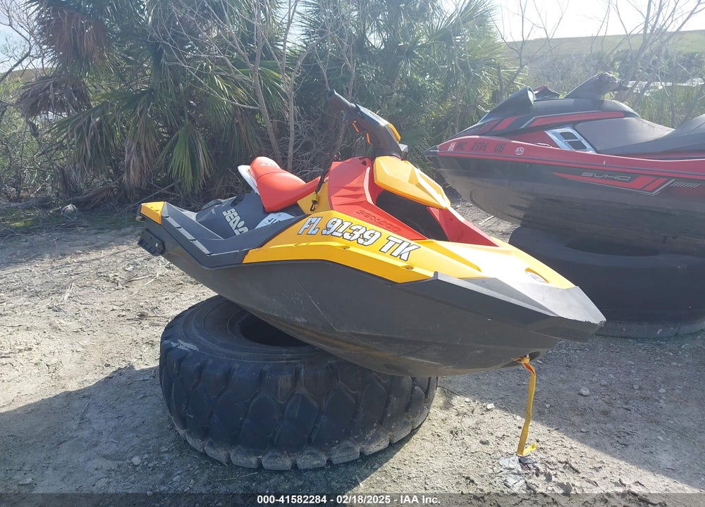 2022 SEA DOO RXT-300 VIN: YDVB6923F222