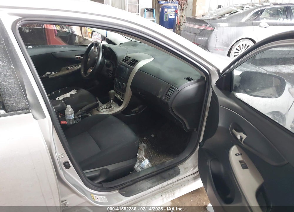 2010 TOYOTA COROLLA S VIN: 2T1BU4EE1AC242490