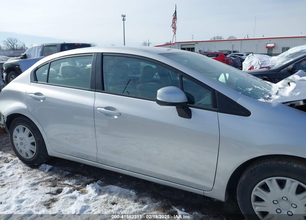 2012 HONDA CIVIC VIN: 19XFB2F57CE032815