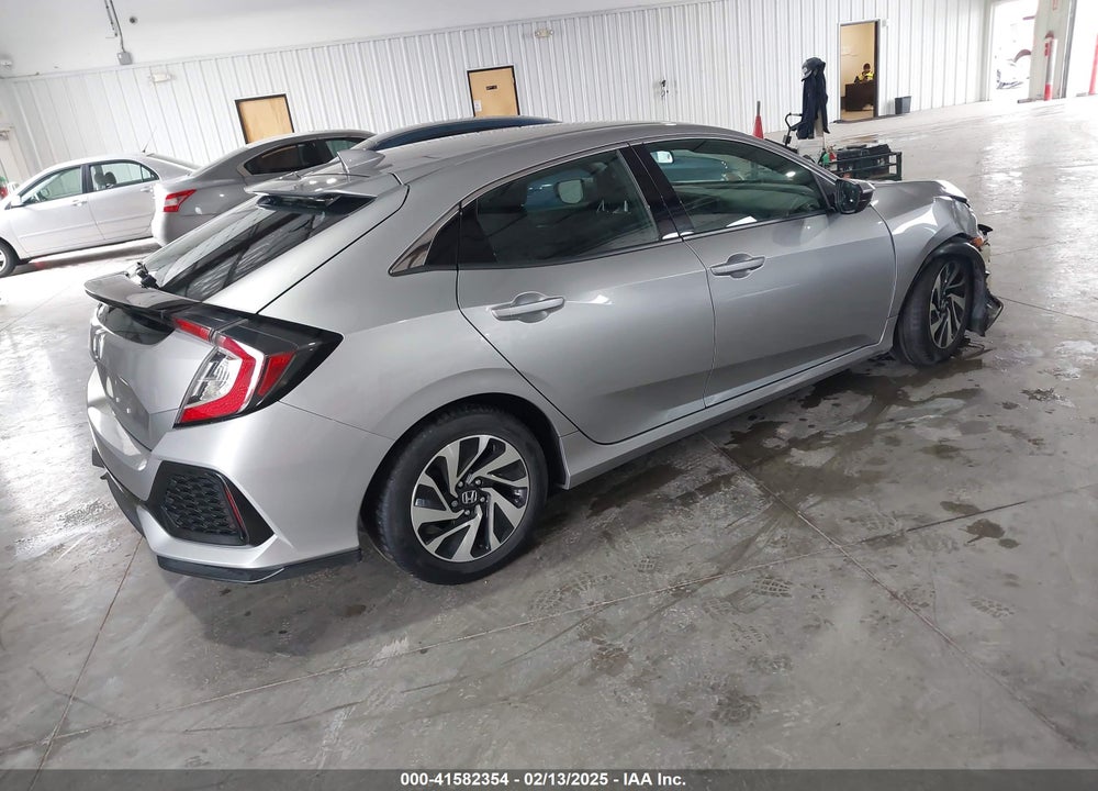 2019 HONDA CIVIC VIN: SHHFK7H31KU424124
