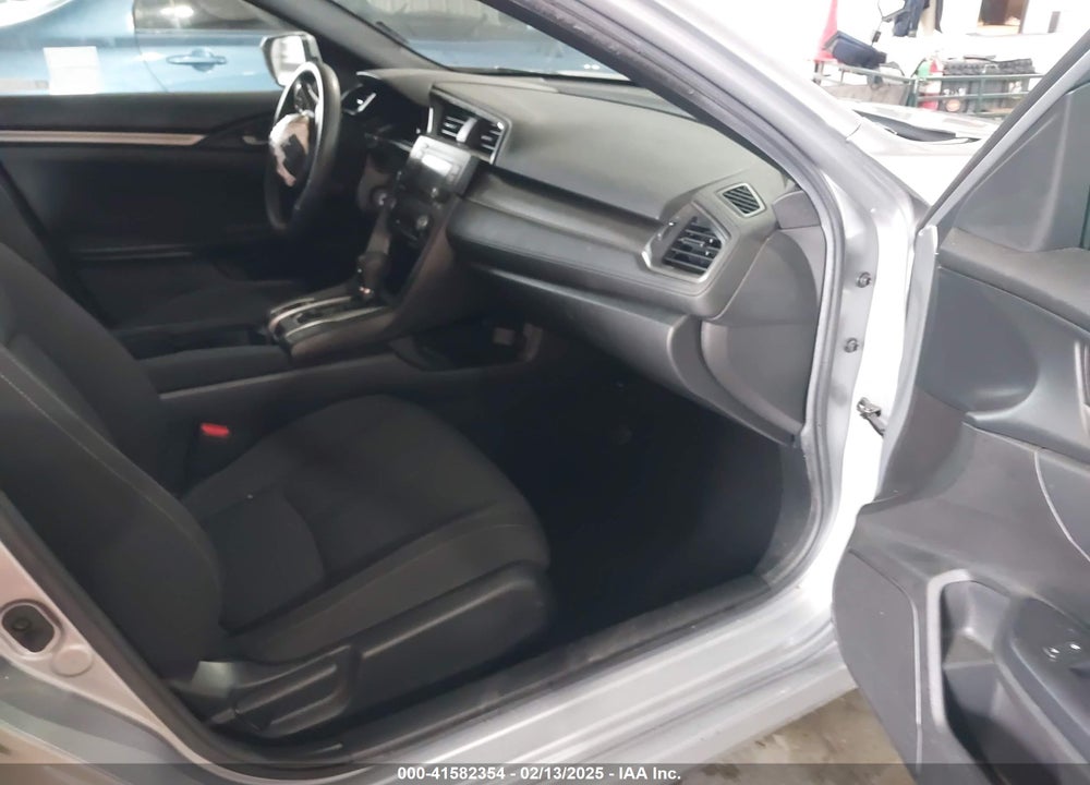 2019 HONDA CIVIC VIN: SHHFK7H31KU424124