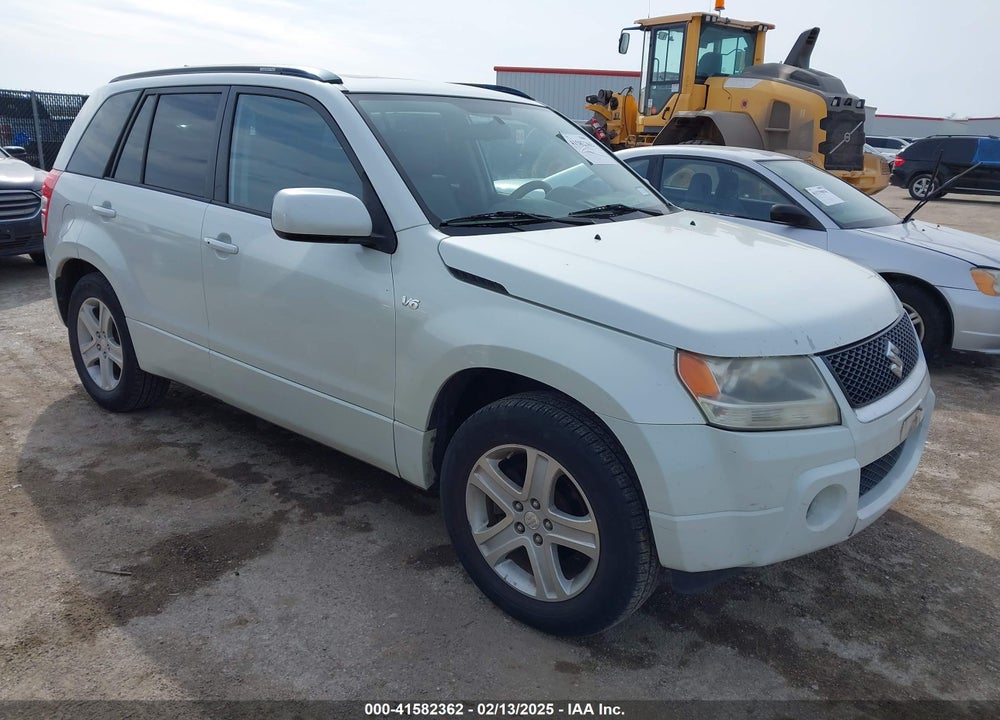 2008 SUZUKI GRAND VITARA LUXURY VIN: JS3TE947X84100168