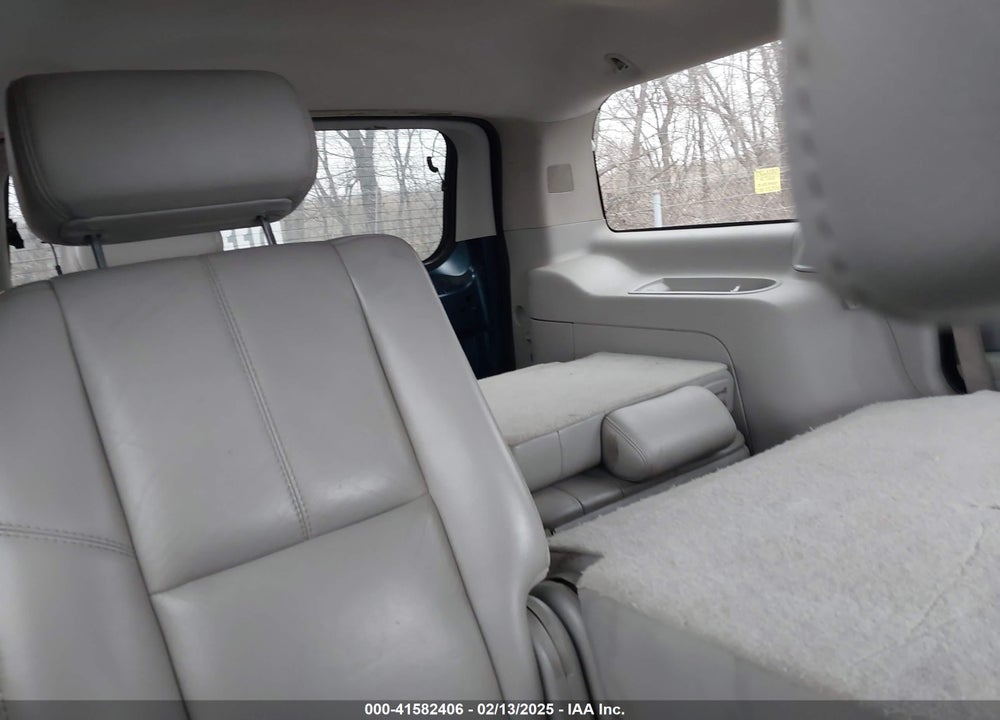 2007 CHEVROLET TAHOE LT VIN: 1GNFK13017R233050