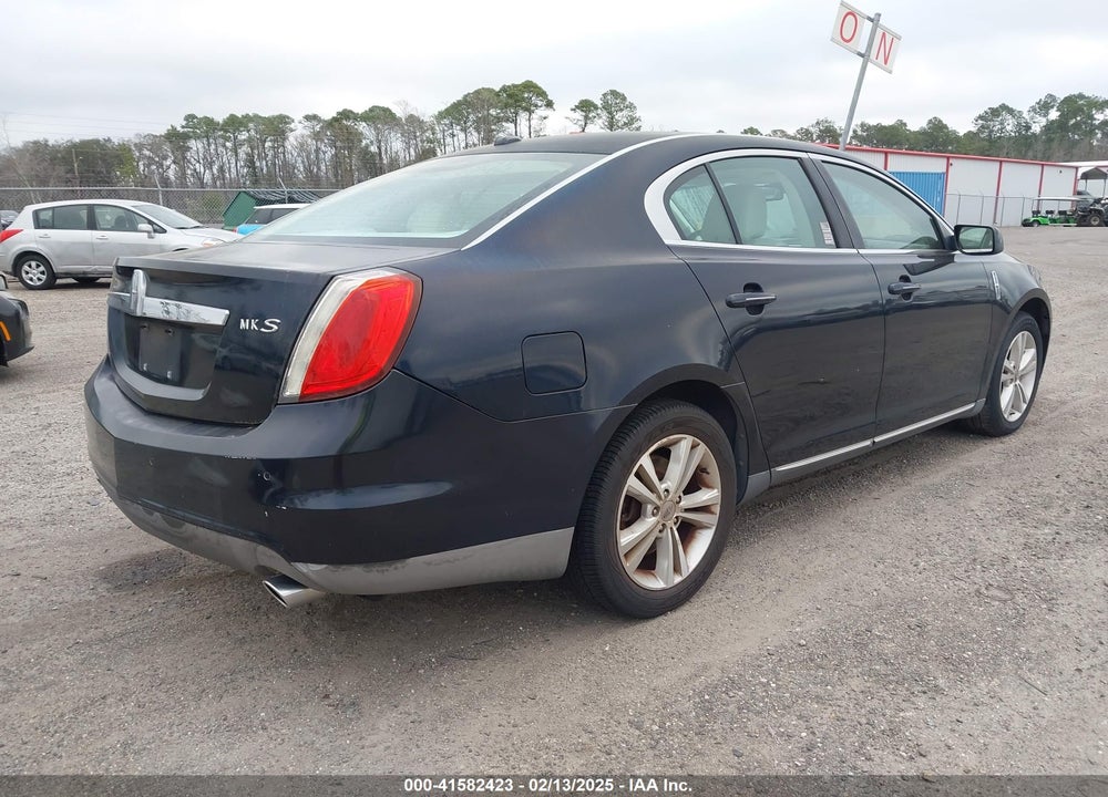 2009 LINCOLN MKS VIN: 1LNHM93R49G611607