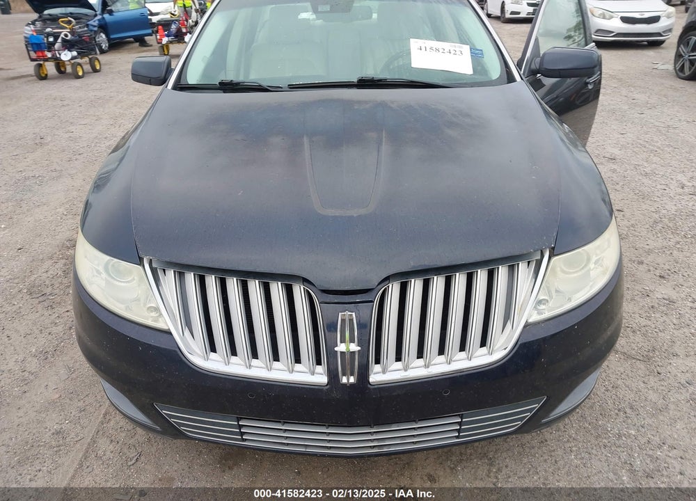 2009 LINCOLN MKS VIN: 1LNHM93R49G611607
