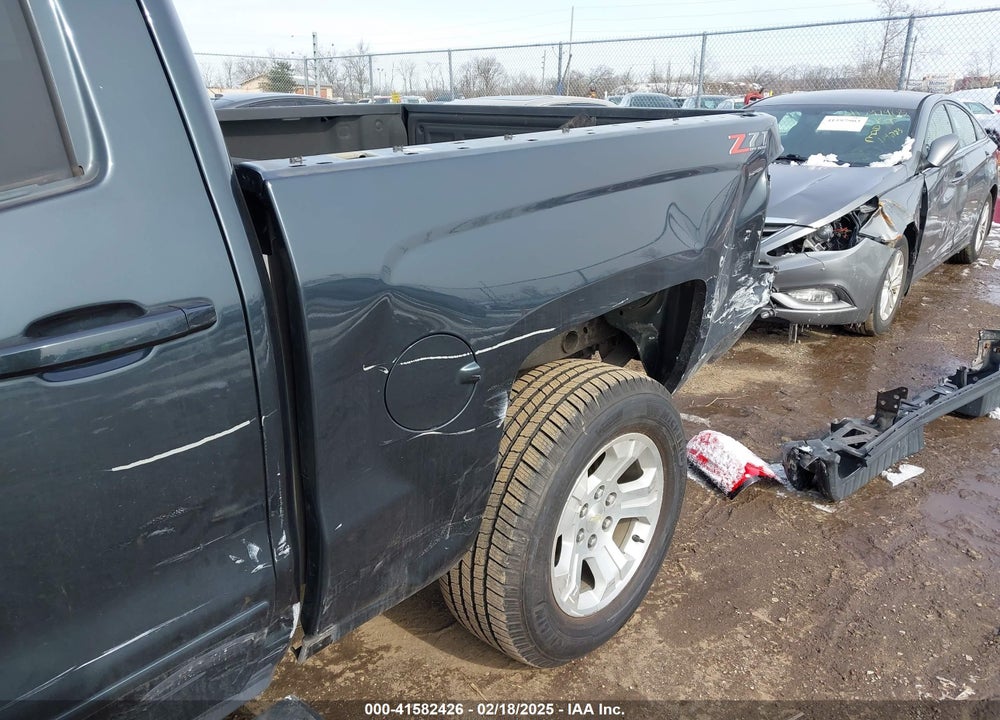 2018 CHEVROLET SILVERADO 1500 VIN: 3GCUKREC3JG454811