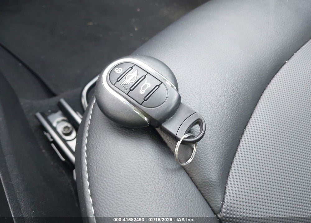 2019 MINI COUNTRYMAN VIN: WMZYS7C58K3F46367