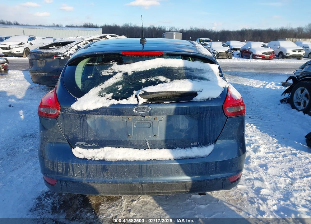 2018 FORD FOCUS VIN: 1FADP3M24JL301080