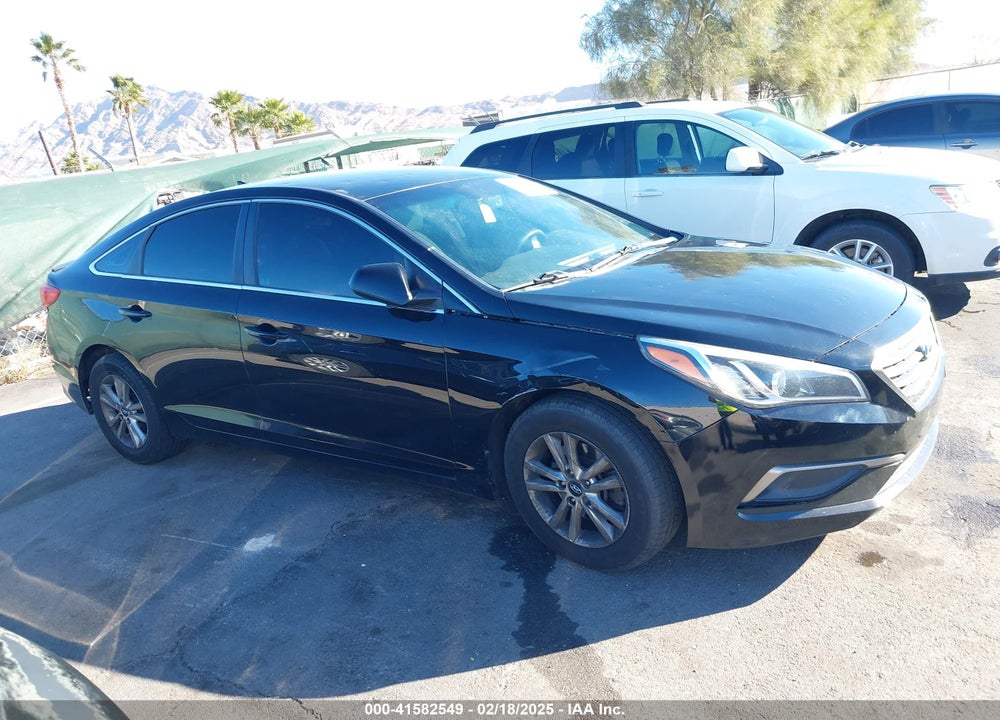 2016 HYUNDAI SONATA VIN: 5NPE24AF1GH352186
