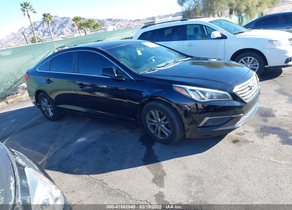 2016 HYUNDAI SONATA VIN: 5NPE24AF1GH352186