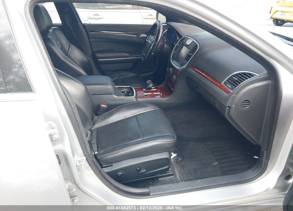 2012 CHRYSLER 300 VIN: 2C3CCACG9CH212483