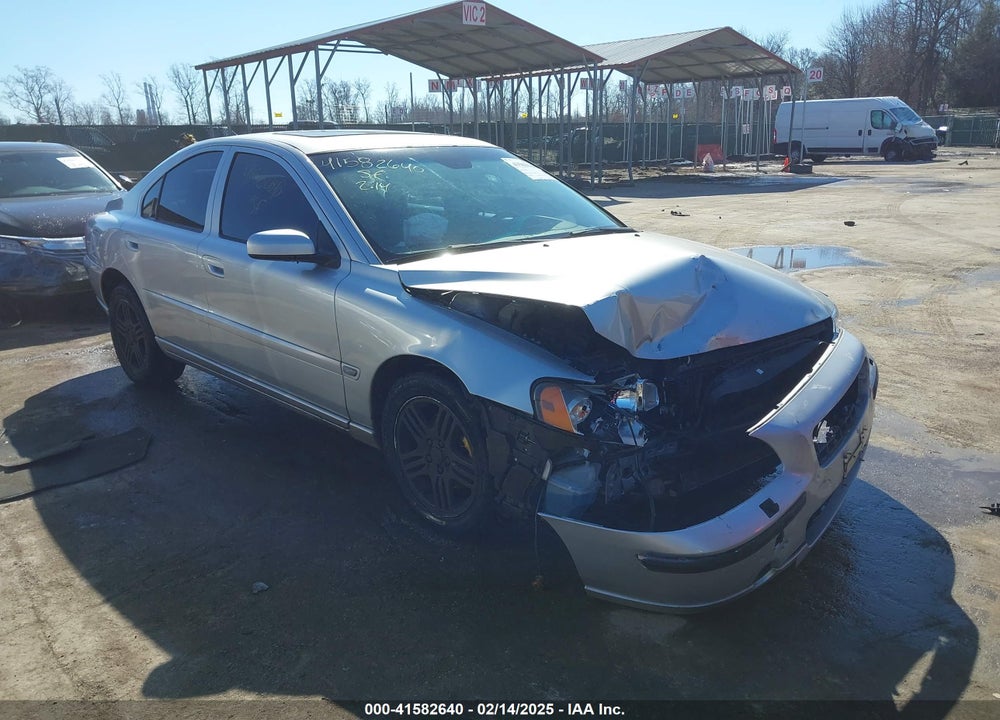 2005 VOLVO S60 2.5T AWD VIN: YV1RH592052459505