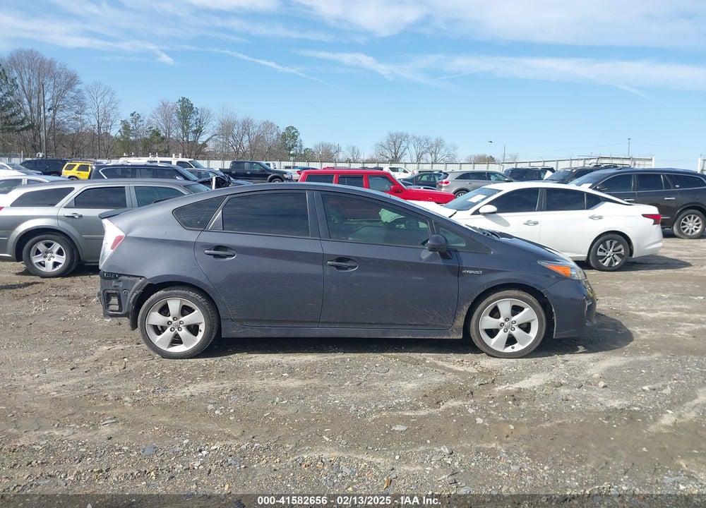 2013 TOYOTA PRIUS VIN: JTDKN3DU2D5617160