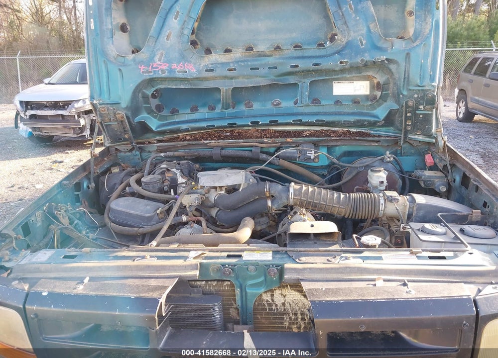 1996 FORD BRONCO U100 VIN: 1FMEU15H4TLA86037
