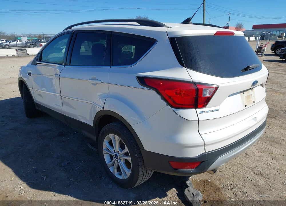 2019 FORD ESCAPE VIN: 1FMCU0HD5KUA74823