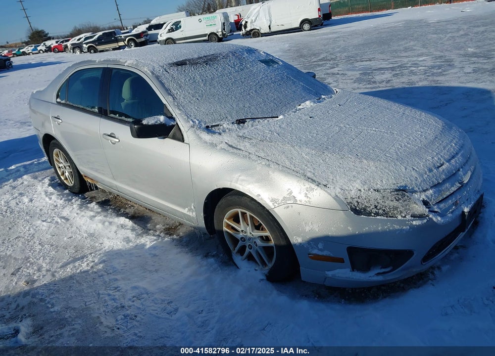 2010 FORD FUSION S VIN: 3FAHP0GA1AR198382