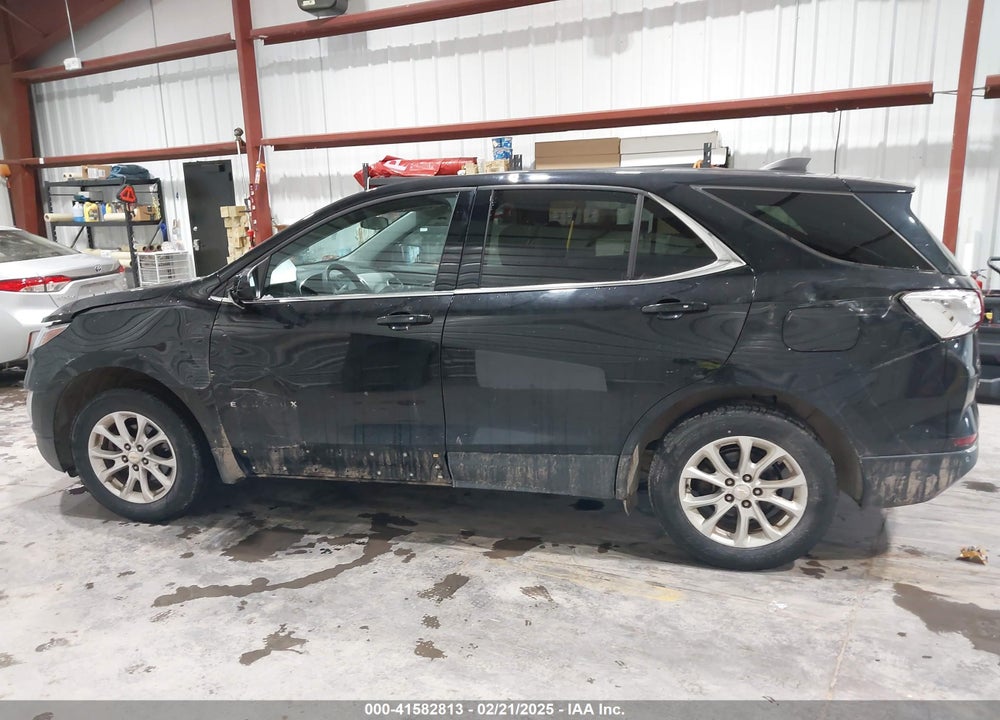 2018 CHEVROLET EQUINOX LT VIN: 2GNAXSEV2J6111892