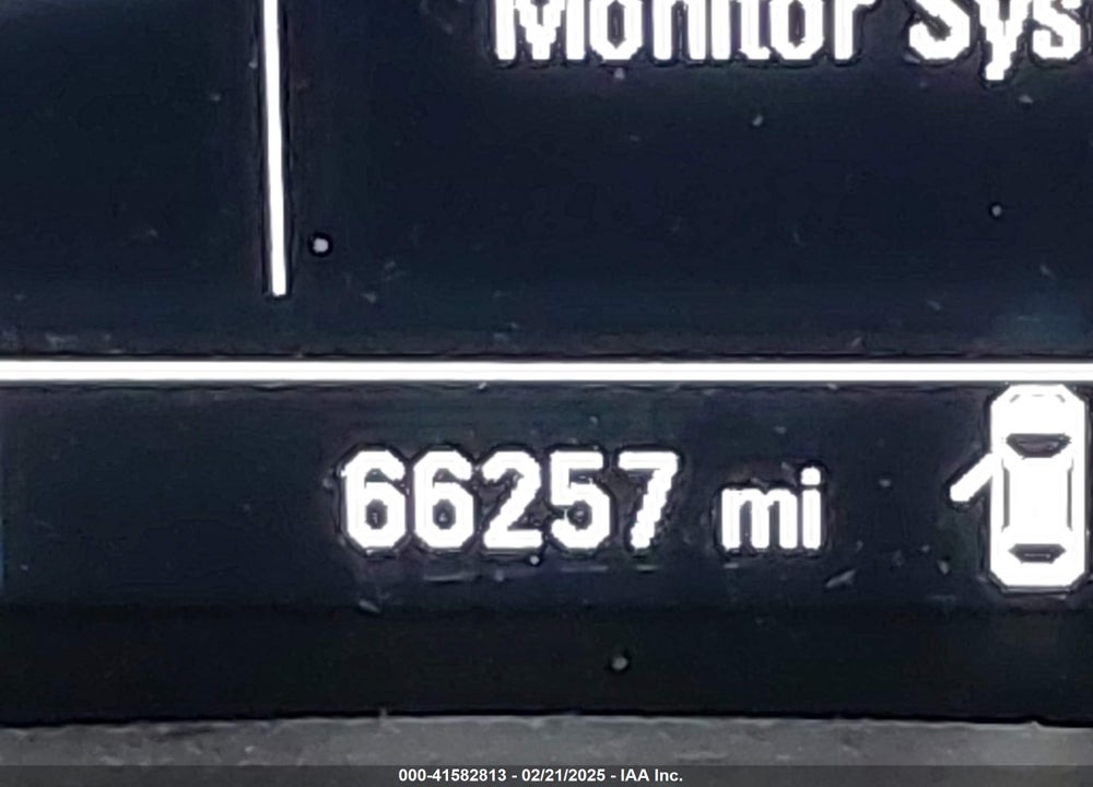 2018 CHEVROLET EQUINOX LT VIN: 2GNAXSEV2J6111892