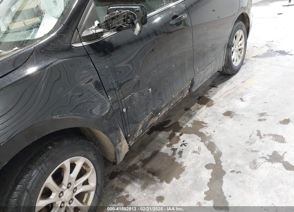 2018 CHEVROLET EQUINOX LT VIN: 2GNAXSEV2J6111892