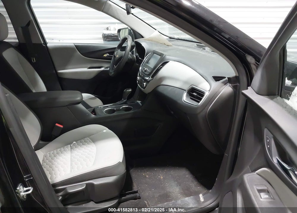 2018 CHEVROLET EQUINOX LT VIN: 2GNAXSEV2J6111892