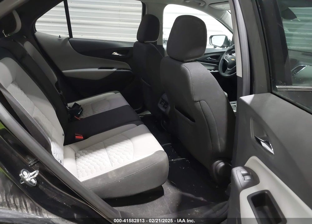 2018 CHEVROLET EQUINOX LT VIN: 2GNAXSEV2J6111892