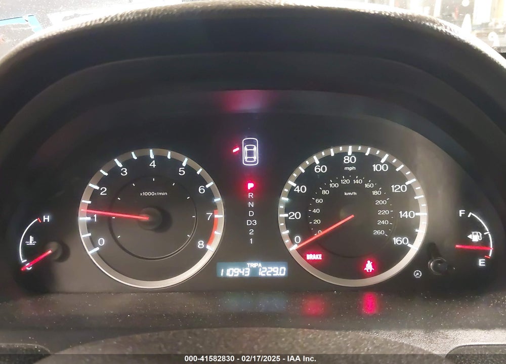 2011 HONDA ACCORD VIN: 1HGCP3F80BA021257