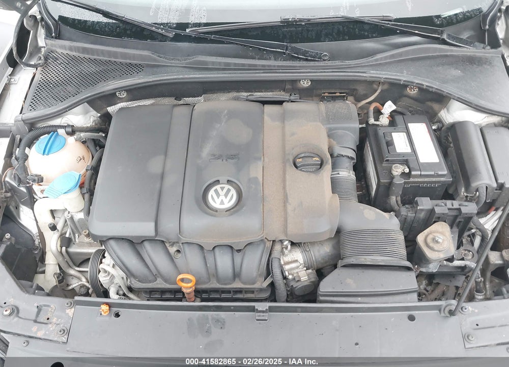 2012 VOLKSWAGEN PASSAT VIN: 1VWBH7A39CC108345