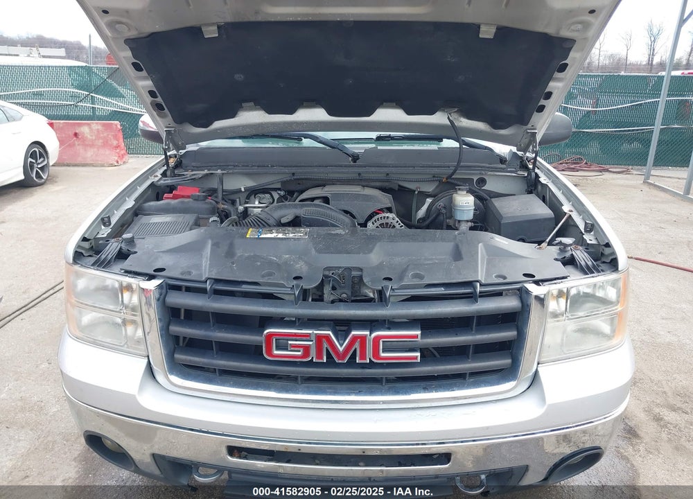 2010 GMC SIERRA 1500 SLE VIN: 1GTSKVE3XAZ276251