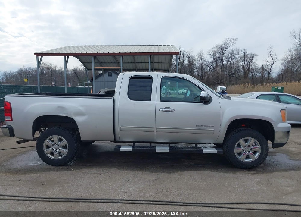 2010 GMC SIERRA 1500 SLE VIN: 1GTSKVE3XAZ276251