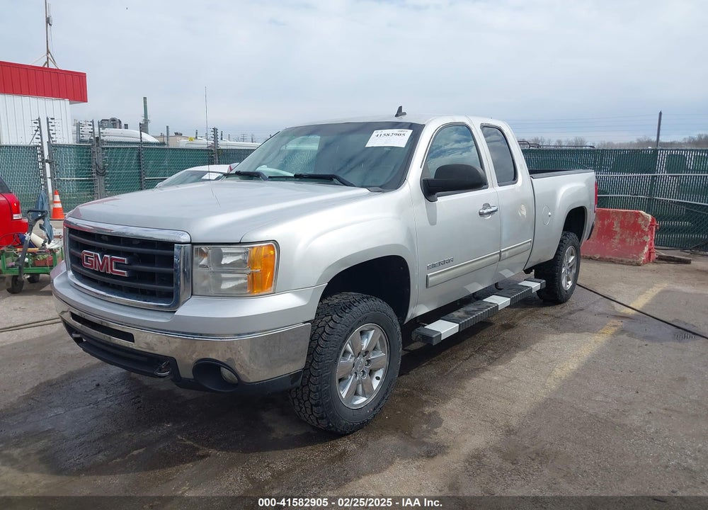2010 GMC SIERRA 1500 SLE VIN: 1GTSKVE3XAZ276251