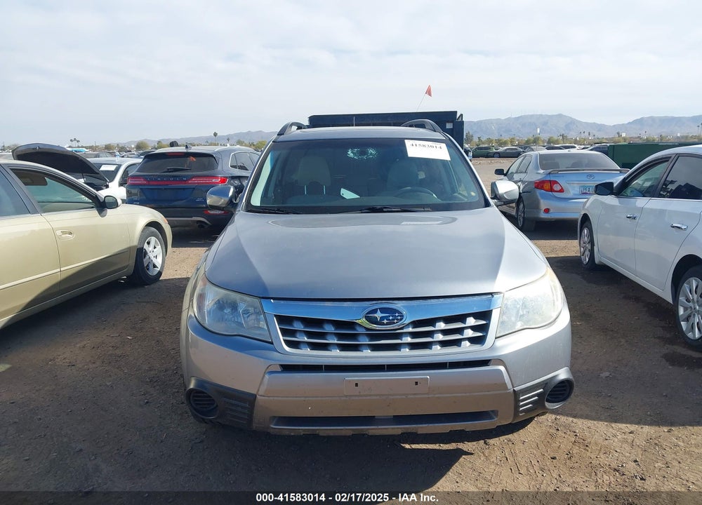 2011 SUBARU FORESTER 2.5X PREMIUM VIN: JF2SHADC1BH757068