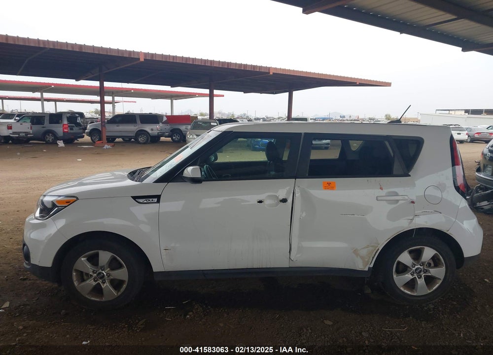 2017 KIA SOUL VIN: KNDJN2A2XH7424855