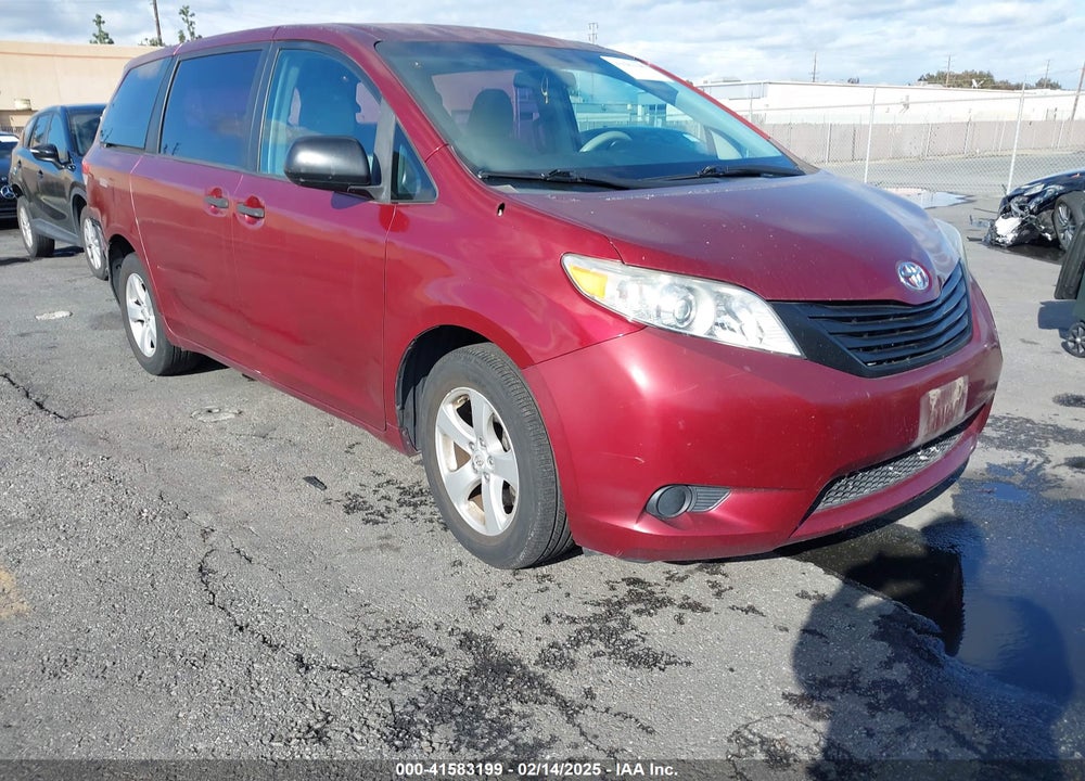 2011 TOYOTA SIENNA VIN: 5TDKA3DC6BS005067