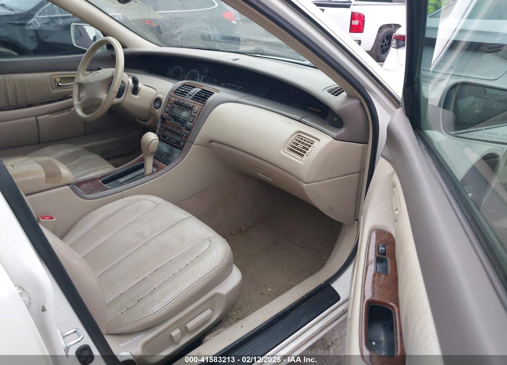 2001 TOYOTA AVALON XLS VIN: 4T1BF28B01U145585