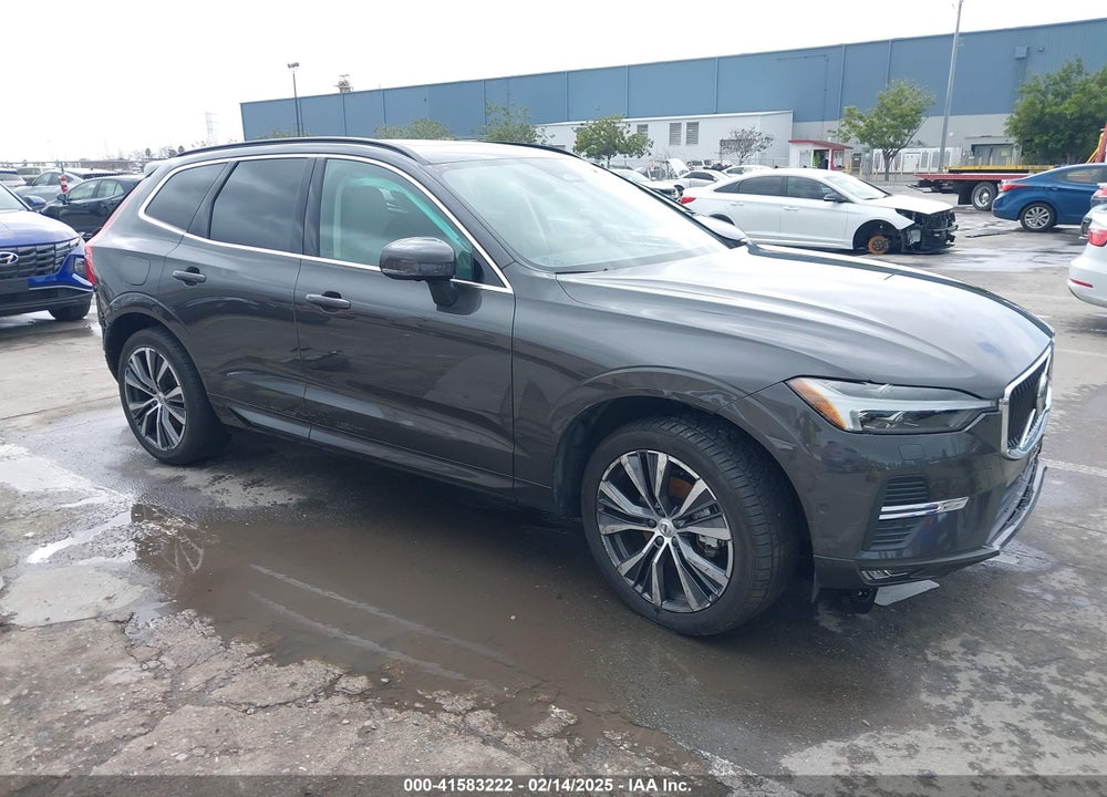 2022 VOLVO XC60 B5 MOMENTUM VIN: YV4L12RK1N1086380