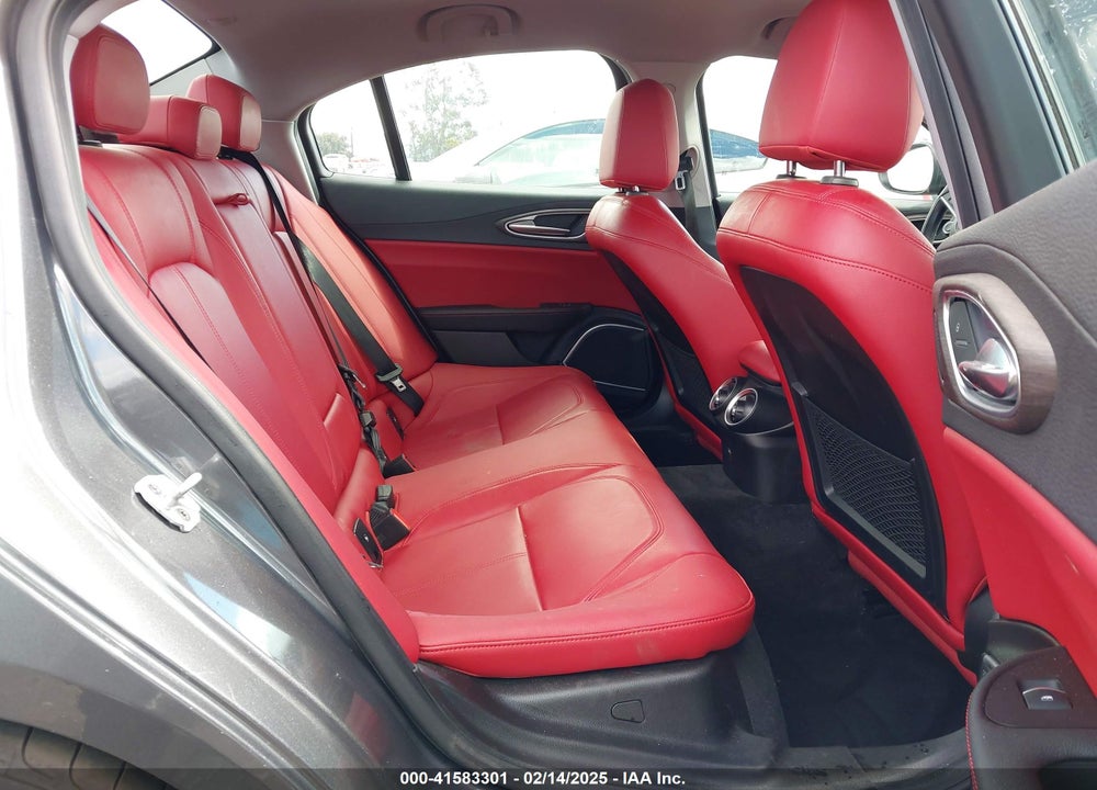 2018 ALFA ROMEO GIULIA VIN: ZARFAECN3J7592195