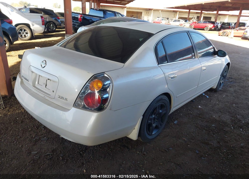 2004 NISSAN ALTIMA 2.5 S VIN: 1N4AL11D54C125282