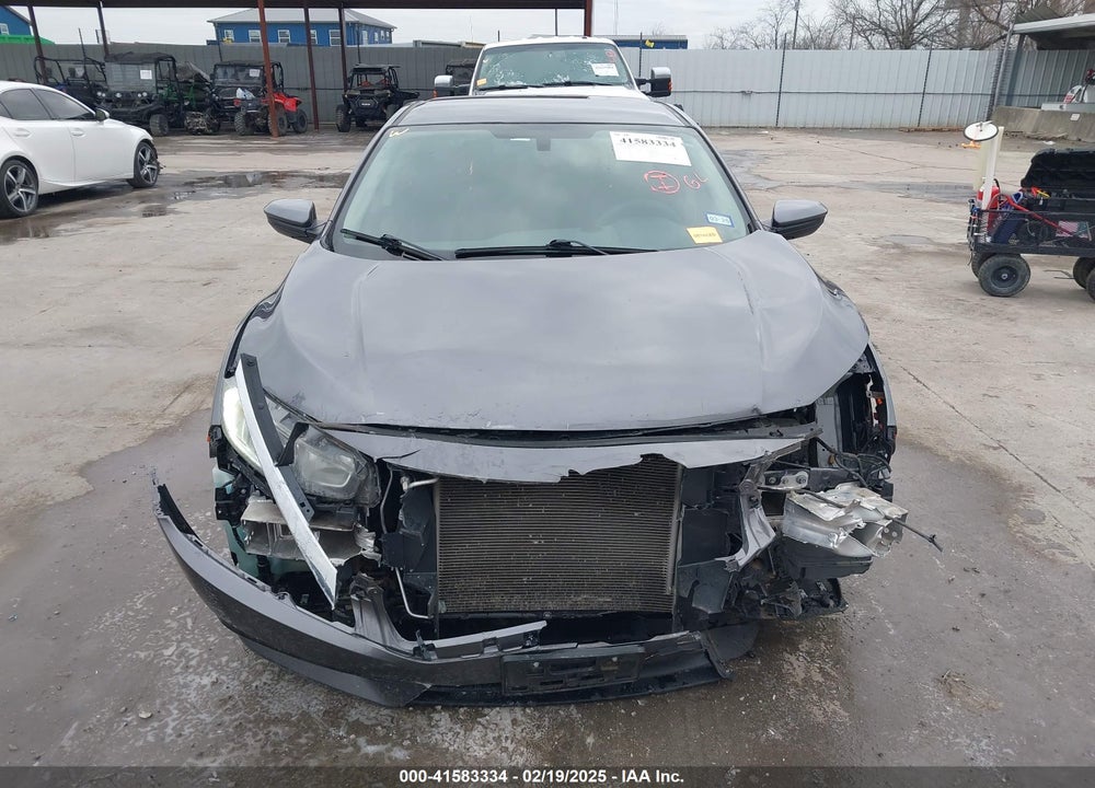 2018 HONDA CIVIC VIN: 19XFC2F52JE002969