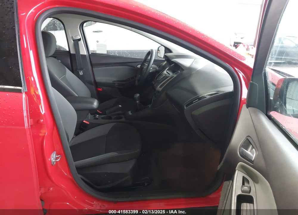 2013 FORD FOCUS VIN: 1FADP3K27DL177975