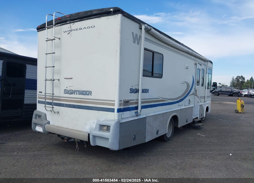 2004 WORKHORSE CUSTOM CHASSIS MOTORHOME CHASSIS P3500 VIN: 5B4KP57G443390129