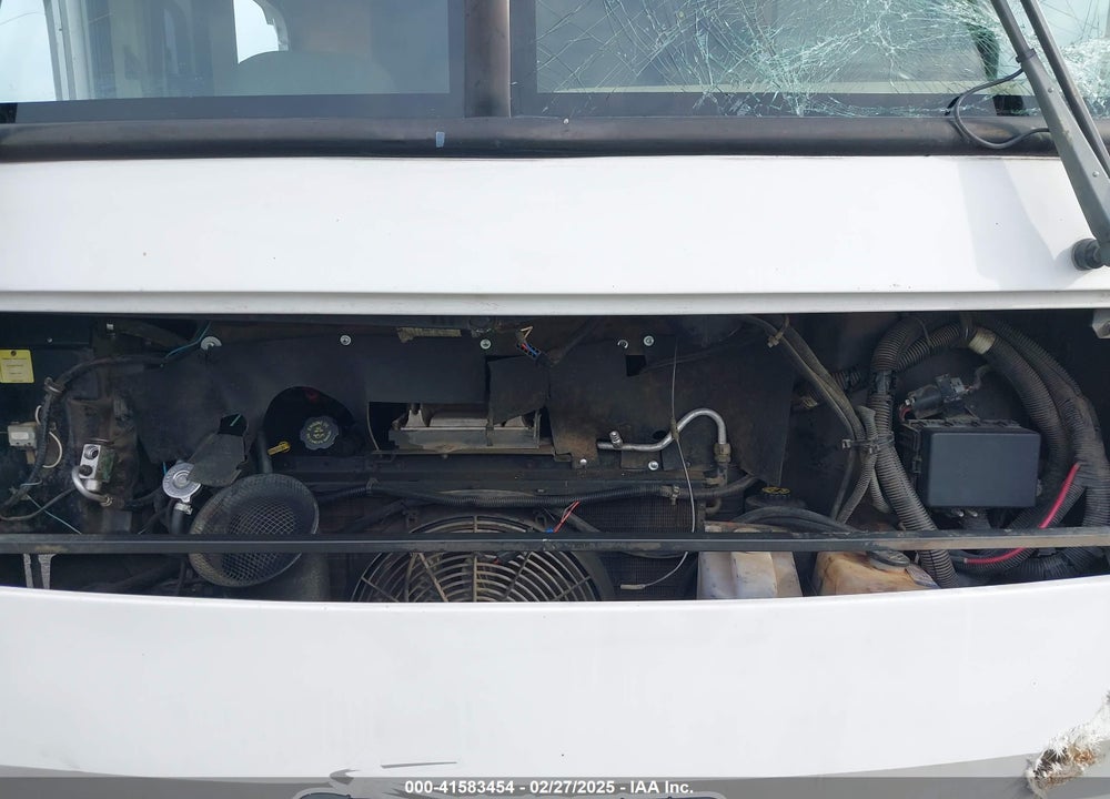 2004 WORKHORSE CUSTOM CHASSIS MOTORHOME CHASSIS P3500 VIN: 5B4KP57G443390129